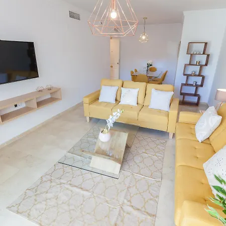 公寓 Vacation I Contemporary Apartment, Swimming-pool, 24-7 Security, A Minute From The Marina, The Sea And Luxury Shopping *