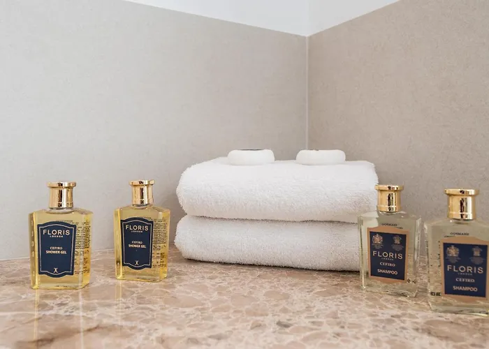 Apartament Vacation I Contemporary Apartment, Swimming-pool, 24-7 Security, A Minute From The Marina, The Sea And Luxury Shopping *